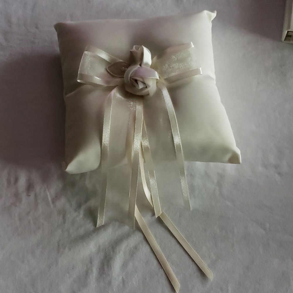 David's Bridal ring pillow